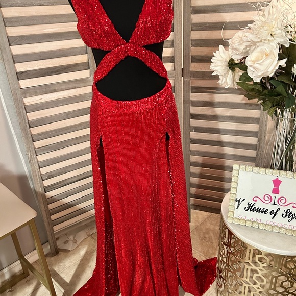 Special Occasions - Picture 2 of 5